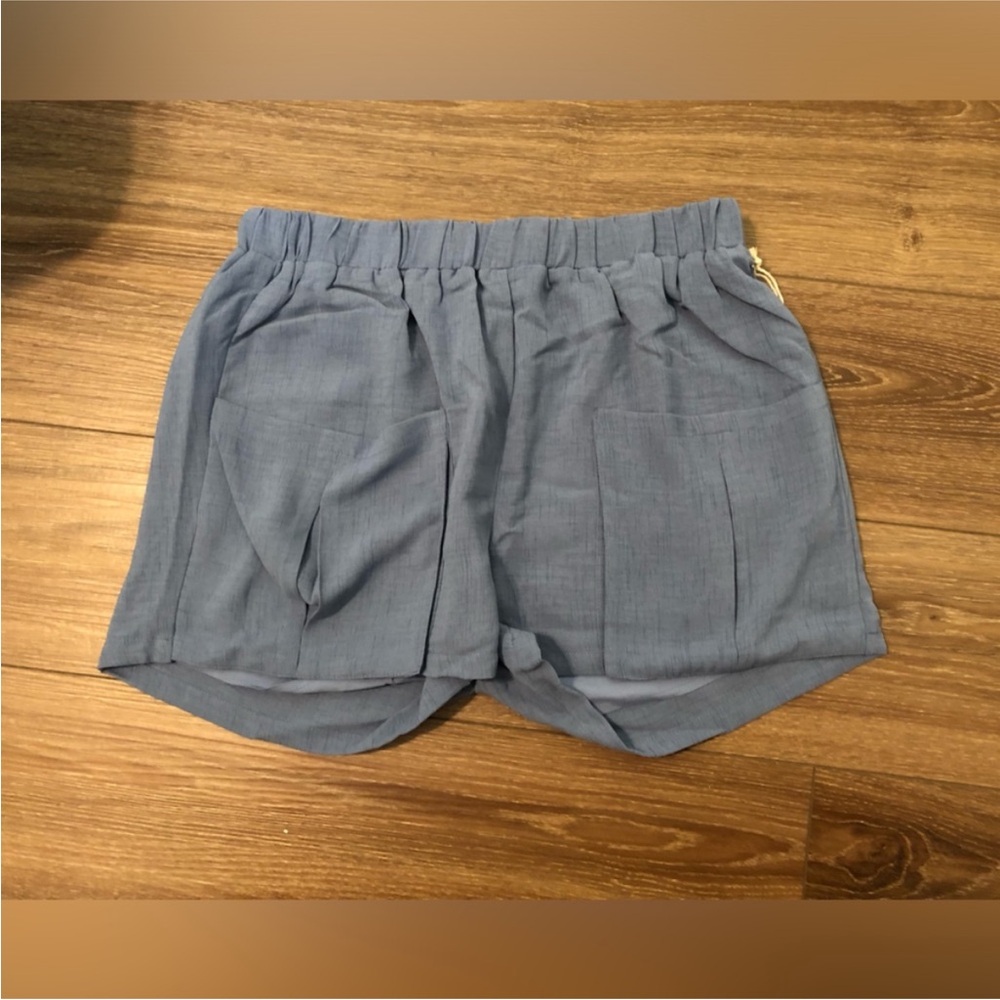 NWT Lumiere Blue Flowy Boutique Shorts